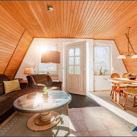 Reetdachhütte Im Birkenhain *